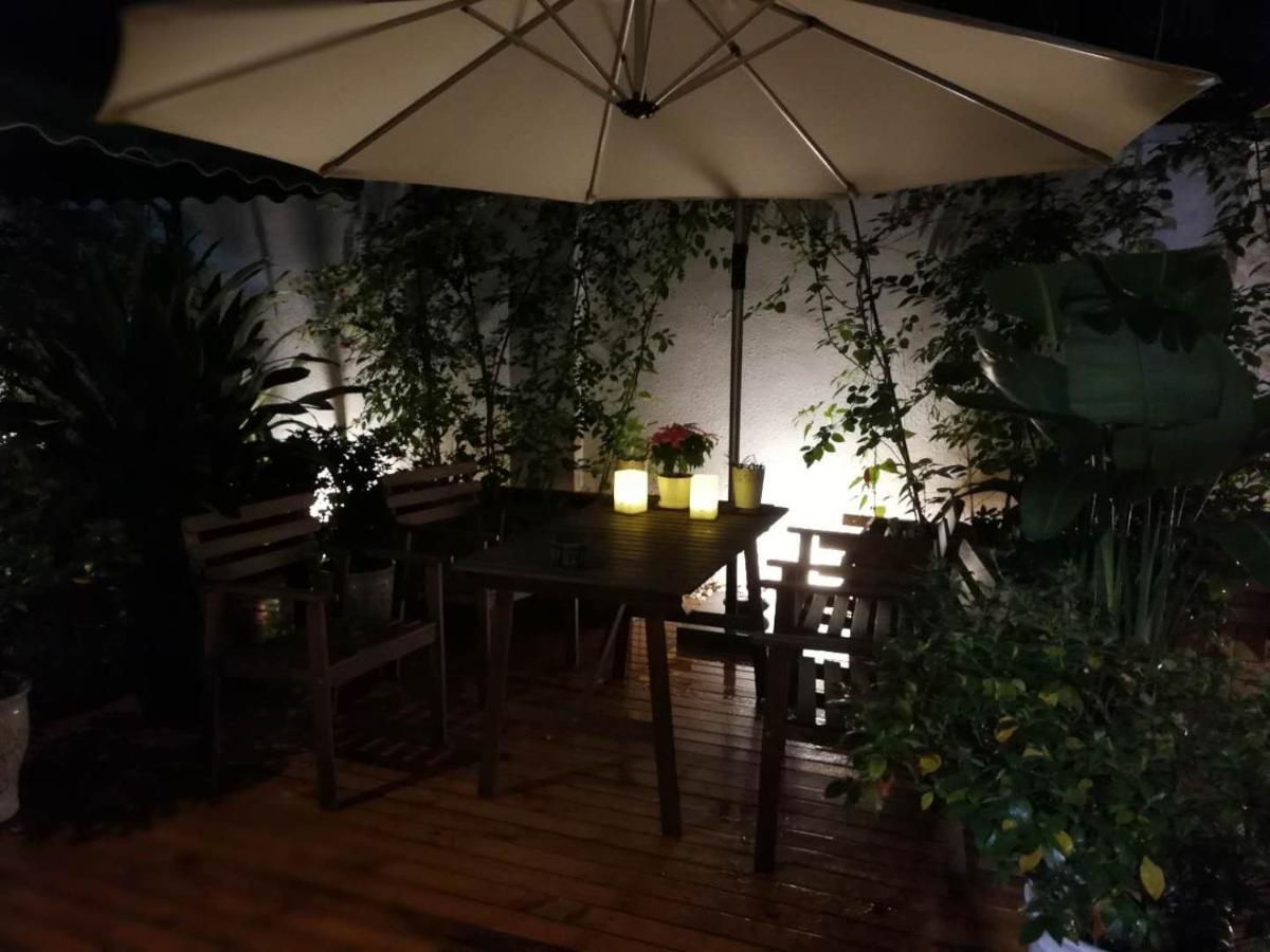 Wutongli Youth Hostel Chengdu Luaran gambar