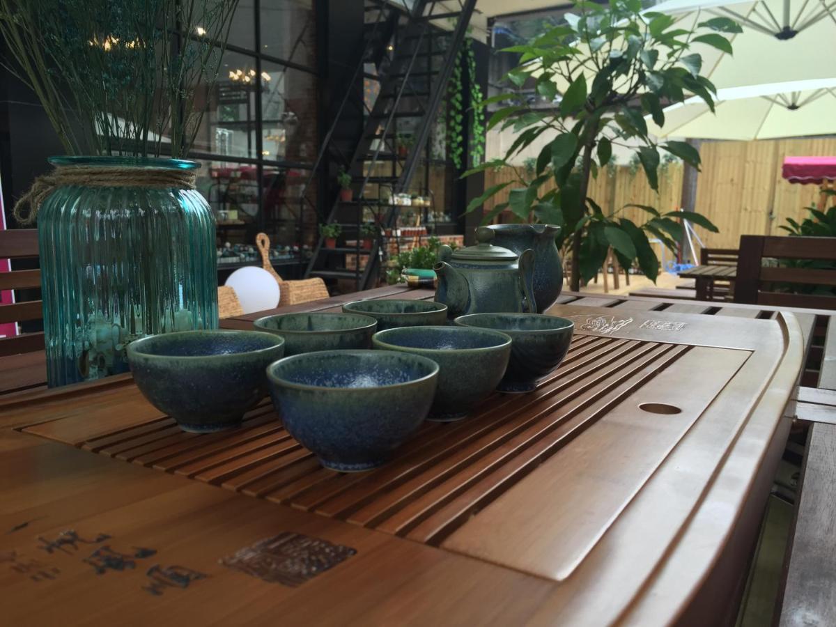 Wutongli Youth Hostel Chengdu Luaran gambar